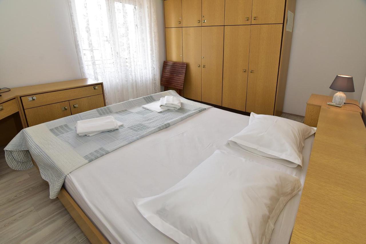 Apartments Dobrinic Makarska Exterior foto