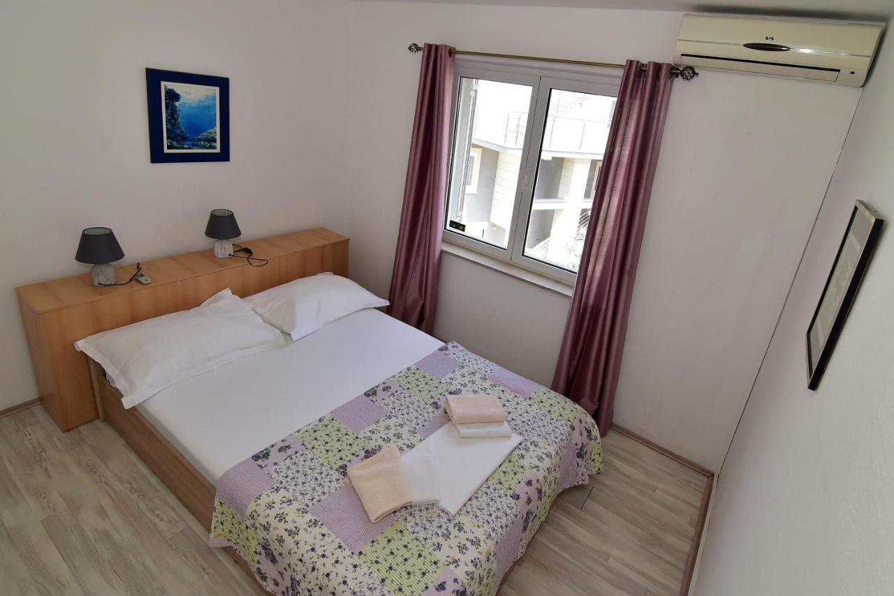 Apartments Dobrinic Makarska Exterior foto